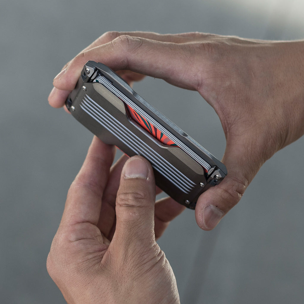 A10 ADAPT™ WALLET DangoProducts