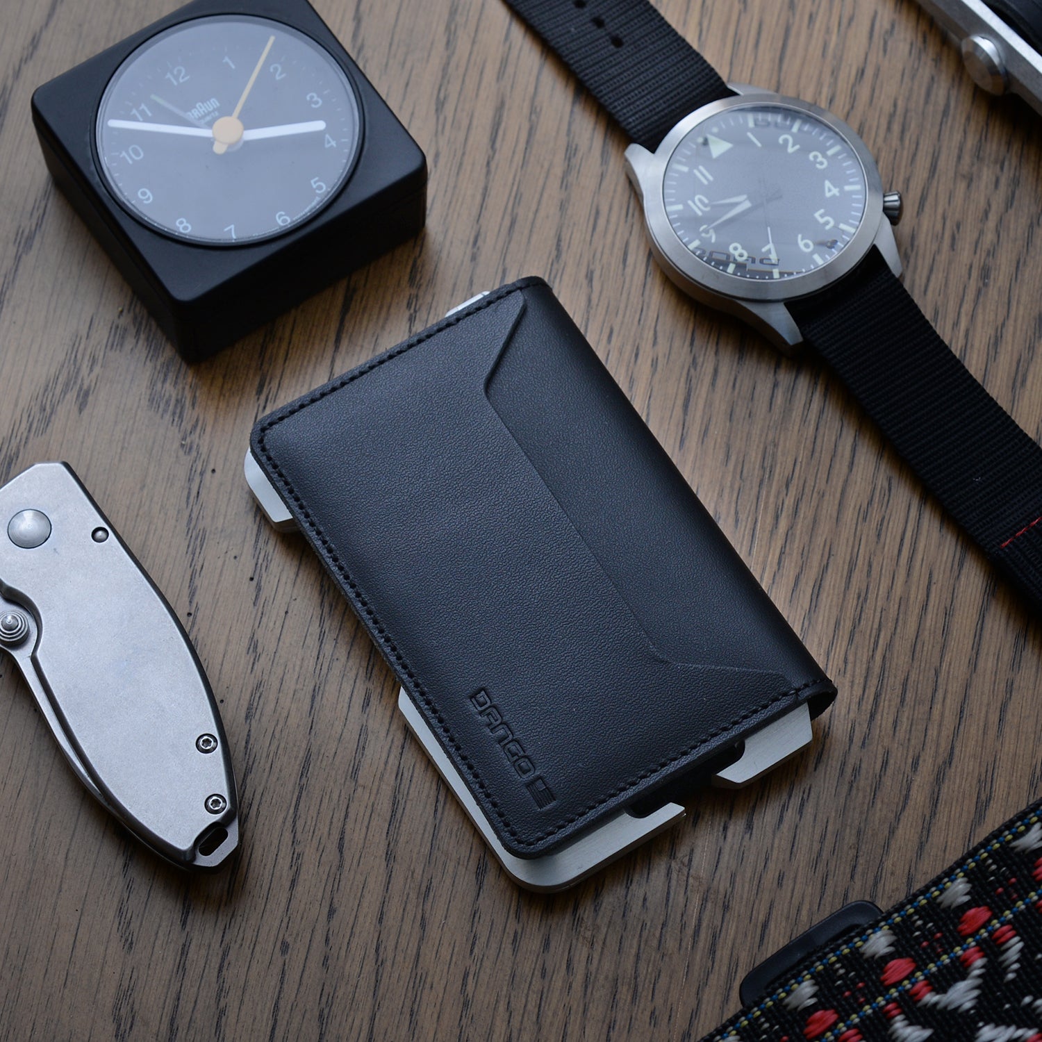 D01 DAPPER™ BIFOLD WALLET DangoProducts