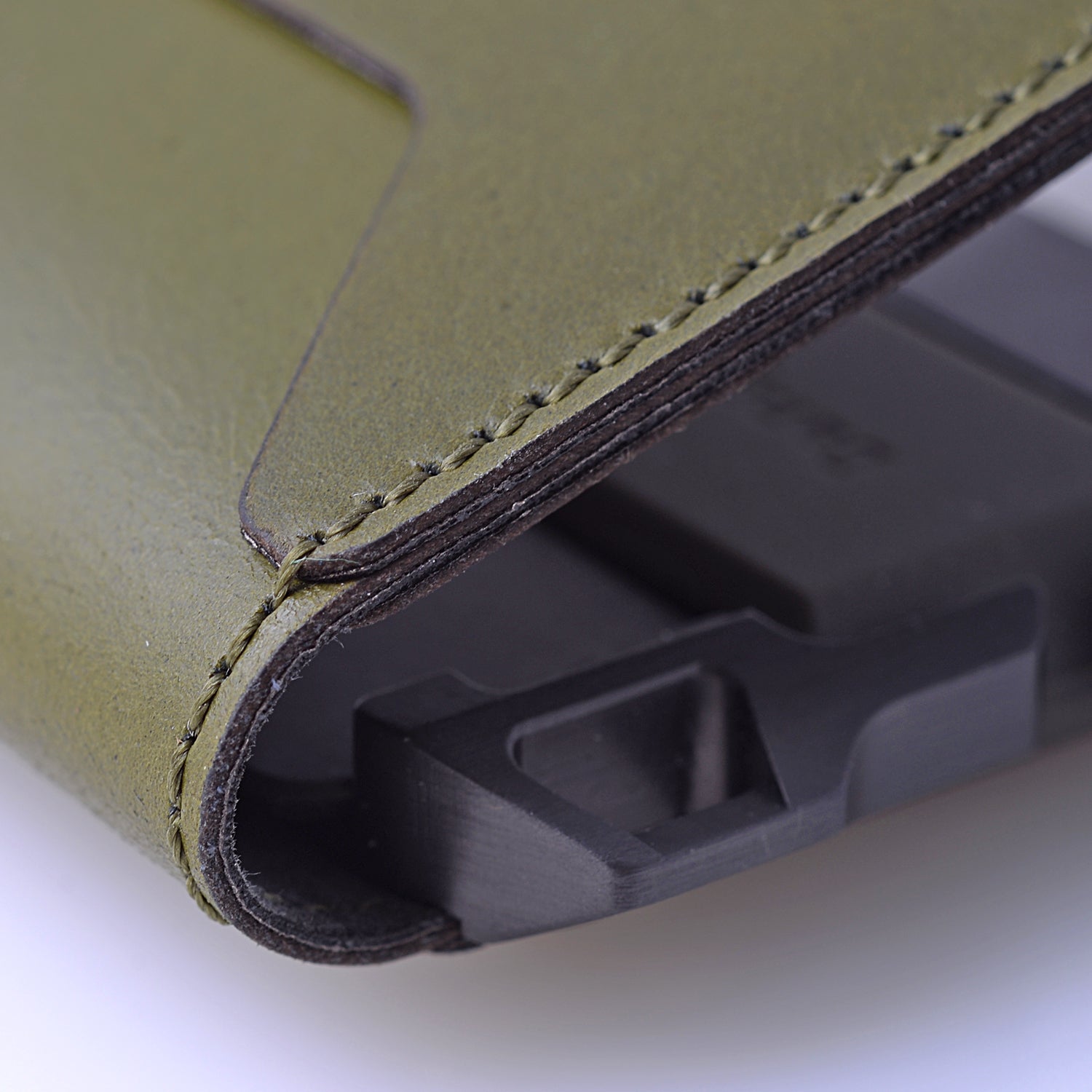 D01 DAPPER™ BIFOLD WALLET DangoProducts