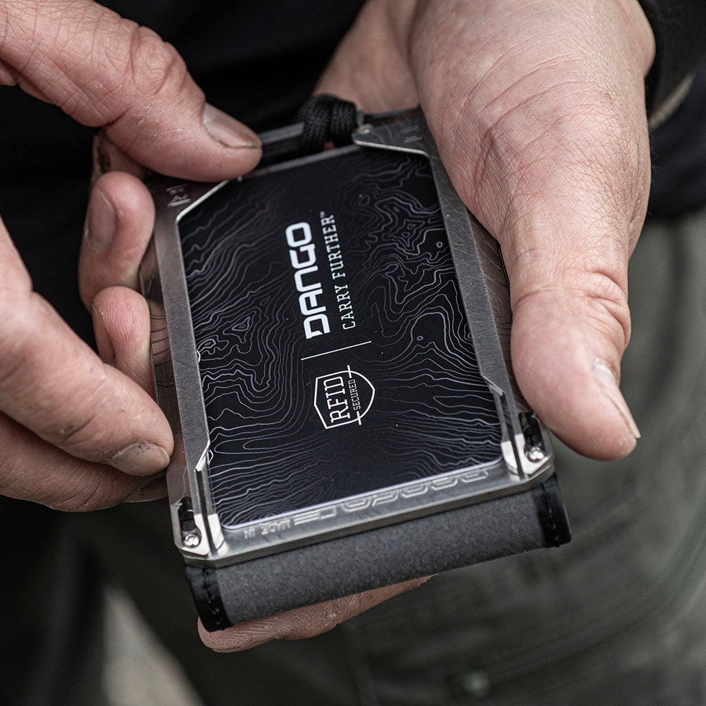 M1 LITE TITANIUM RAIL WALLET - BIFOLD POCKET DangoProducts