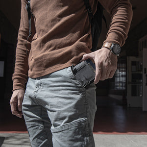 P01 PIONEER™ TRAVEL WALLET DangoProducts